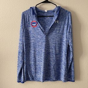 Chicago Cubs Under Armour Womens M Loose Fit Heat Gear V-Neck Long‎ Sleeve